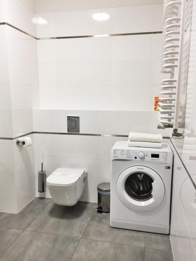 Apartamenty Zajezdnia Mtp Poznań Exterior foto